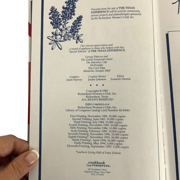 The Texas Experience Friendship & Food Texas Style Cookbook Hardcover 1997 - Picture 4 of 11